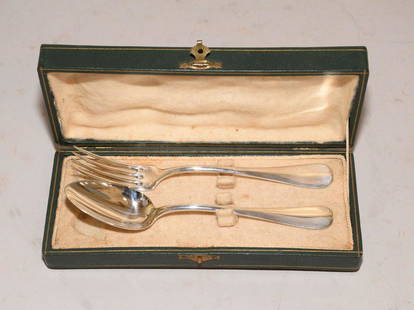 GOLD PLATED FORK AND SPOON. Marked 595 (14K). 3.09 ozt,: GOLD PLATED FORK AND SPOON. Marked 595 (14K). 3.09 ozt, 61.97 dwt.