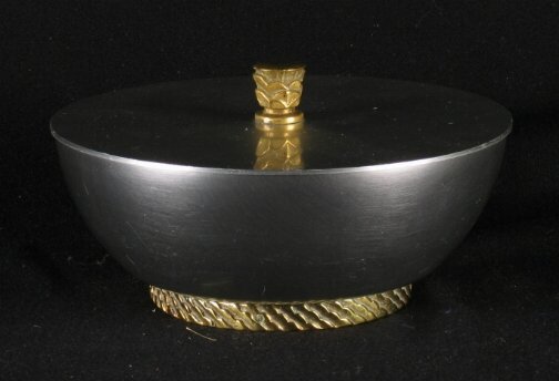 KENSINGTON BRIARTON BOWL. 1935 Art Deco Kensingto: KENSINGTON BRIARTON BOWL. 1935 Art Deco Kensington Ware aluminum and brass ''Briarton covered bowl'' cat. no. 7491. Designed by Lurelle Guild. brass knob and ringed brass base. Discontinued in 1937, f