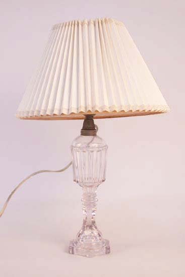 PRESSED GLASS OIL LAMP. N/R. Glass. Oil