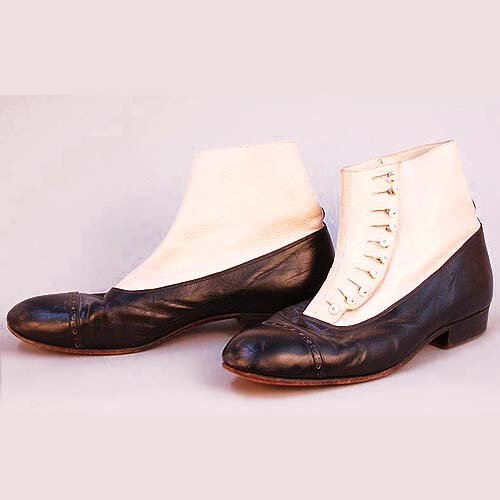 2173 Michael Jackson Moonwalker Shoes Black Jun 15 2003 Dargate Auction Galleries In Pa