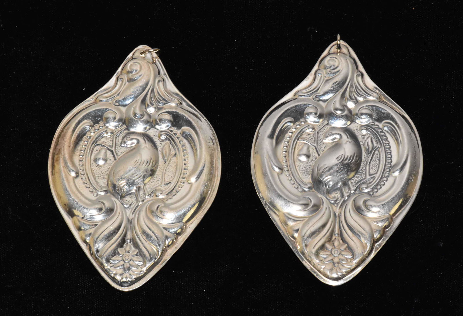 PAIR OF VINTAGE STERLING SILVER WALLACE 1988 PARTRIDGE: PAIR OF VINTAGE STERLING SILVER WALLACE 1988 PARTRIDGE CHRISTMAS ORNAMENTS. 3.5''L x 2.25''W. Total weight 0.9 ozt.