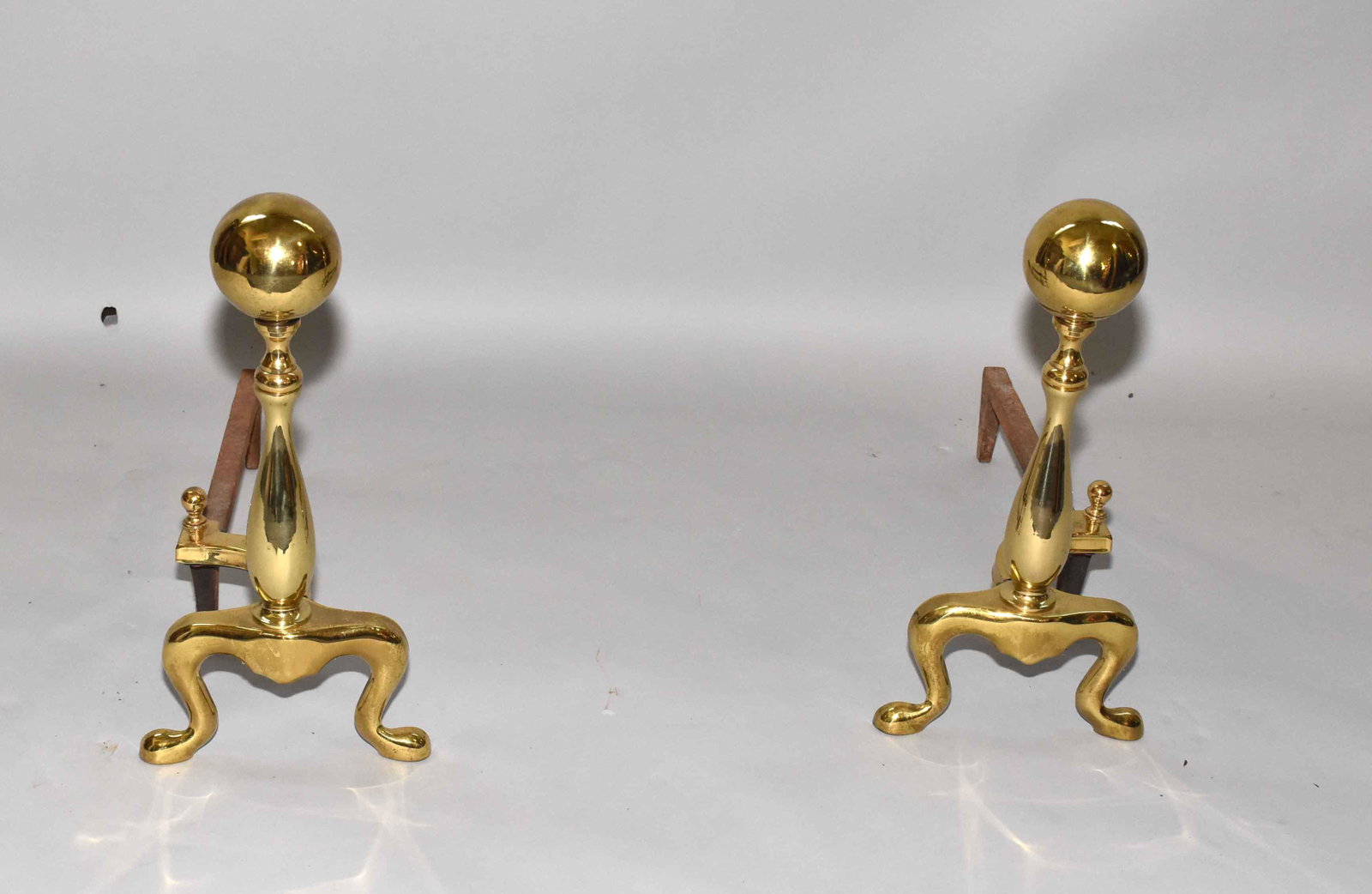 PAIR OF BRONZE ANDIRONS. 16.5''H.: PAIR OF BRONZE ANDIRONS. 16.5''H.