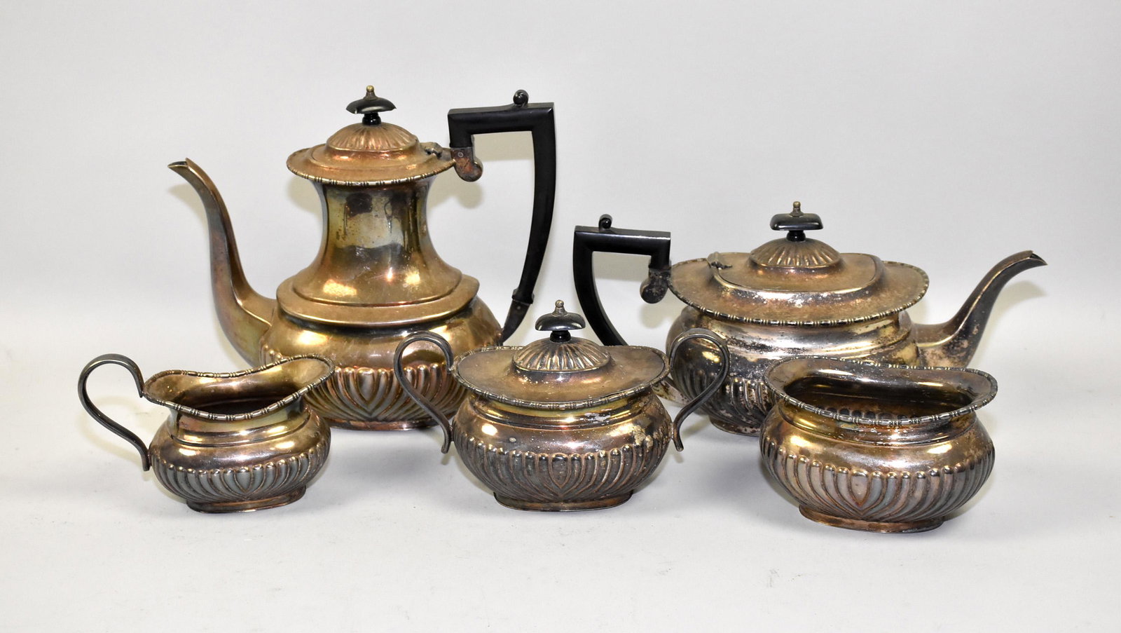 (5) PC. SHEFFIELD ENGLAND SILVERPLATE COFFEE/TEA SET: (5) PC. SHEFFIELD ENGLAND SILVERPLATE COFFEE/TEA SET #76030. With coffee pot, tea pot, cream, covered and open sugar. WA - EPNS, 9''H x 10''W.
