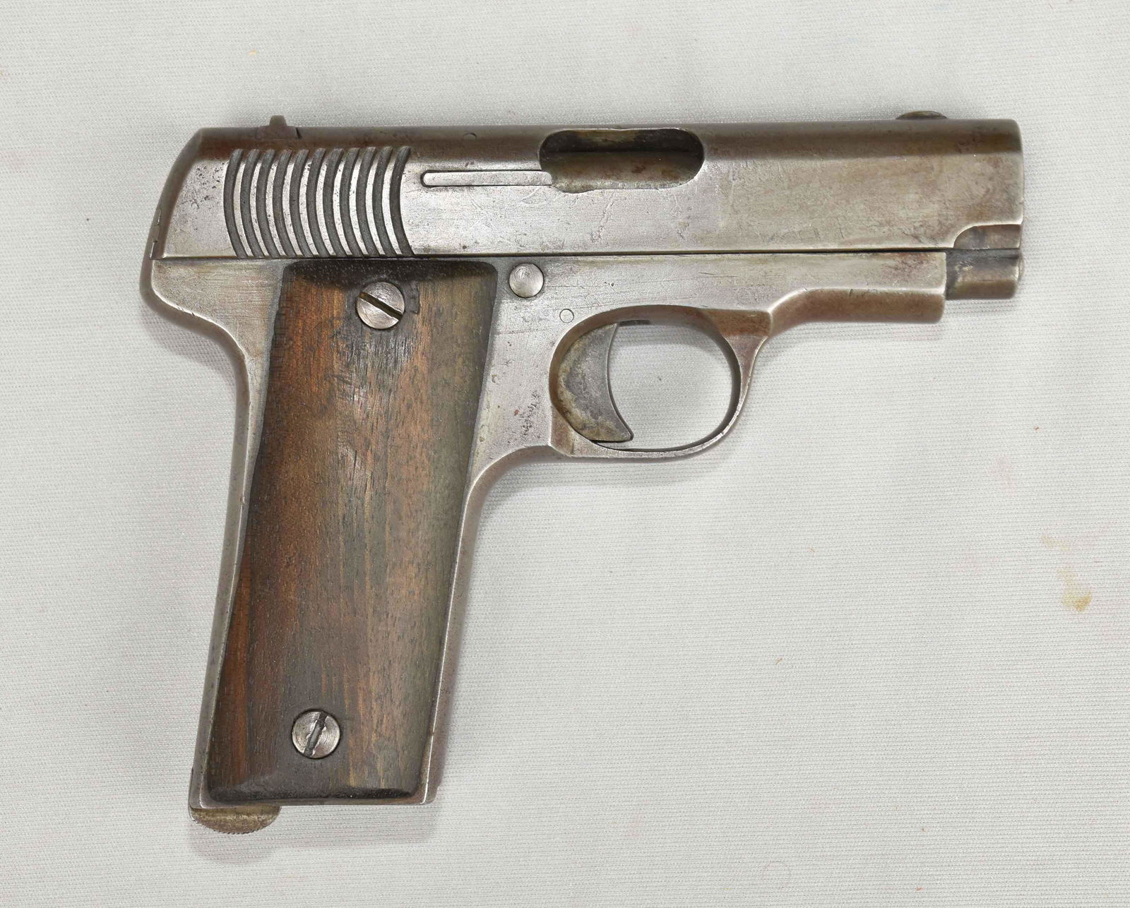 RUBY ''DESTROYER'' SPANISH AUTO PISTOL - Cal. 7.65 (32: RUBY ''DESTROYER'' SPANISH AUTO PISTOL - Cal. 7.65 (32 auto). No magazine. Heavily worn. Serial #30809. Ships to your local FFL. Local pickup can be arranged.