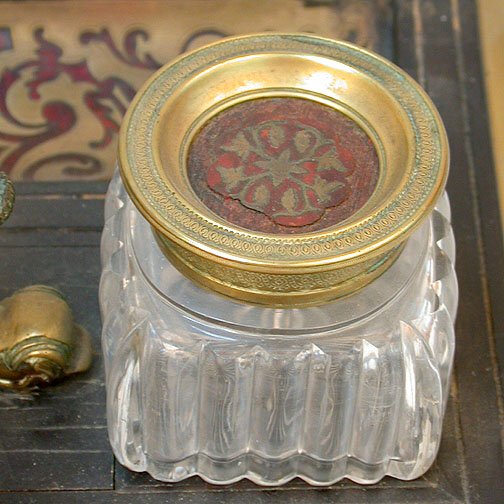 BOULLE PORTABLE INKWELL, HOLDER. N/R. B - 2