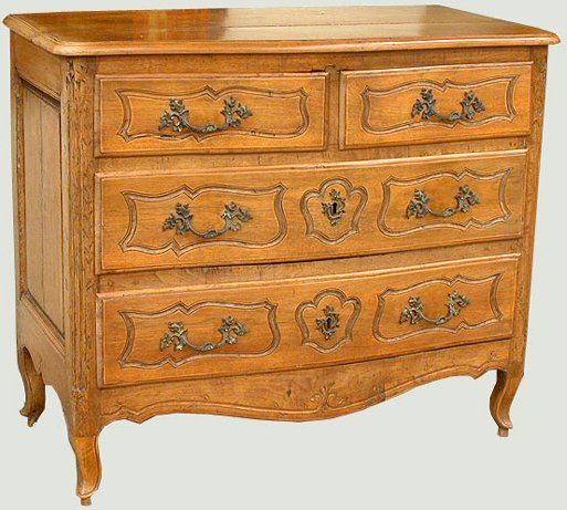 ITALIAN CARVED CHEST OF DRAWERS. Walnut