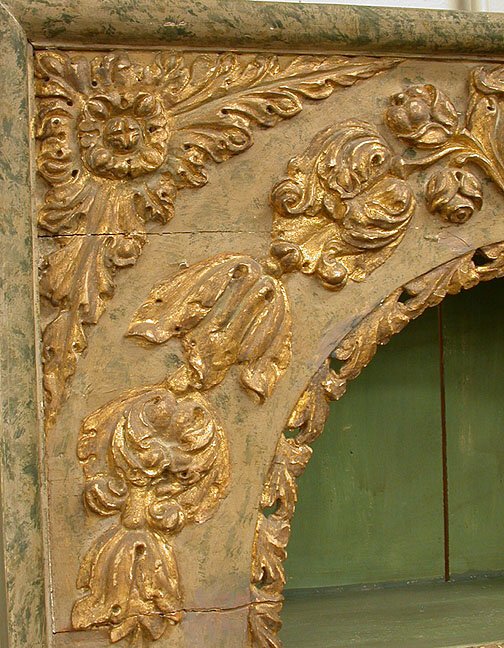 18TH C. PORTUGUESE CABINET.N/R. Wood. 1 - 3