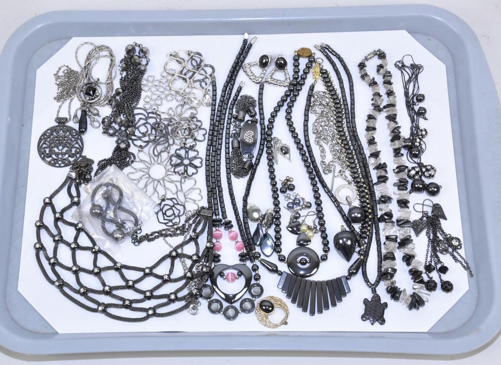 25 PIECE LOT OF ASSORTED HEMATITE AND ENAMEL: 25 PIECE LOT OF ASSORTED HEMATITE AND ENAMEL COSTUME JEWELRY. To include beaded necklaces and earrings. With other matching pieces, in silver and gold tones. To include a Serena CN matching set.
