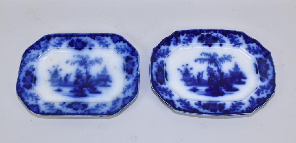 SCINDE FLOW BLUE SMALL PLATTER – 11”. Two.: SCINDE FLOW BLUE SMALL PLATTER – 11”. Two.