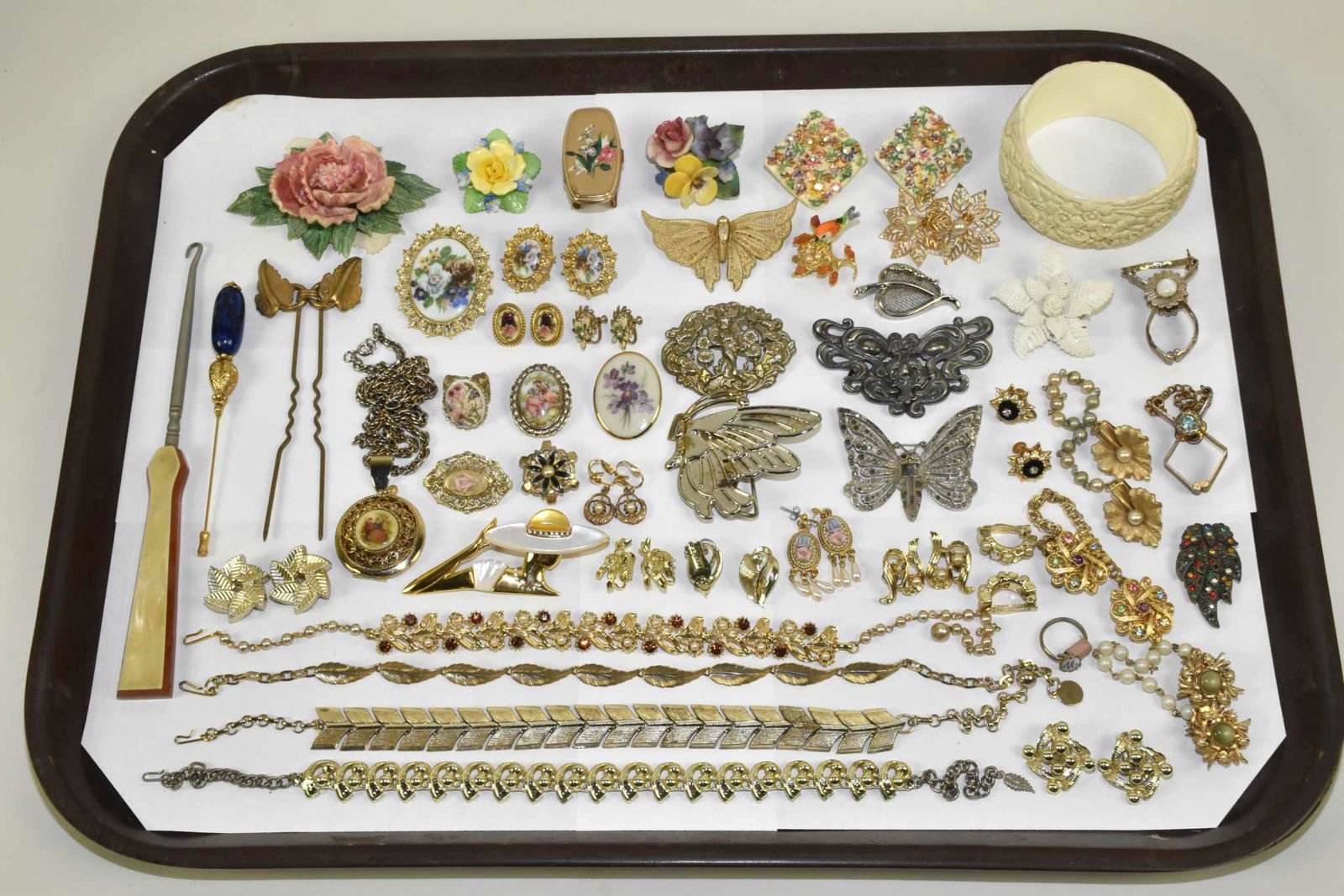 35+ PIECE LOT OF MISCELLANEOUS LADIES VICTORIAN (1 of 10)