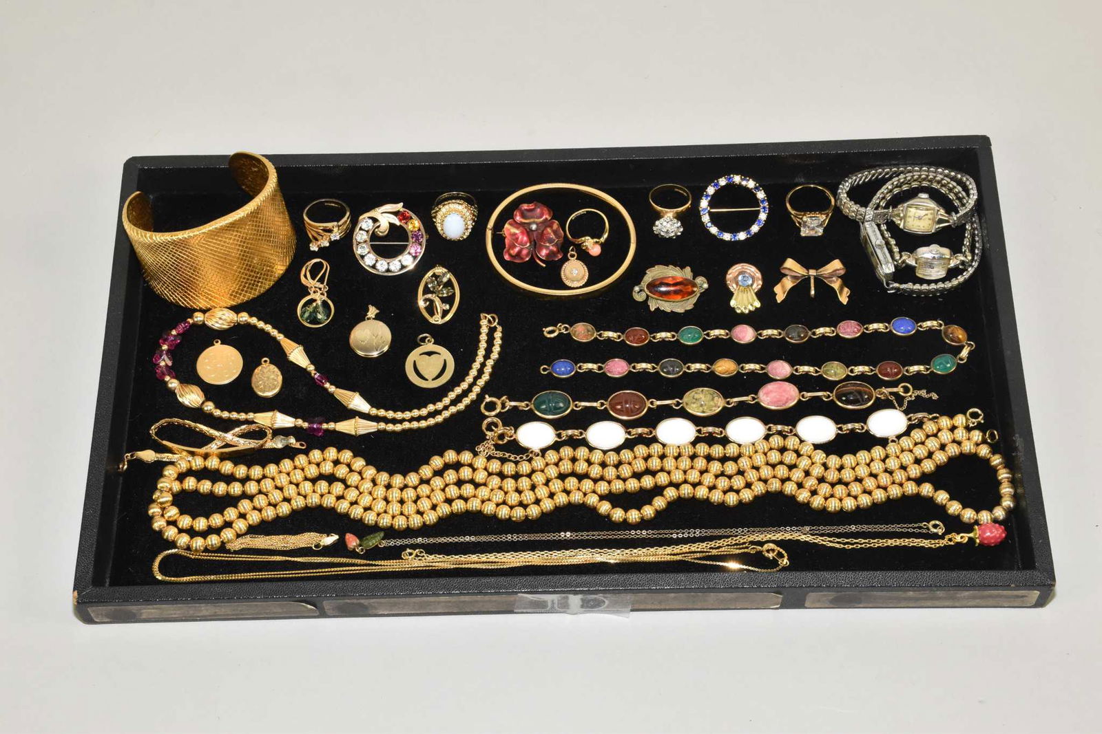 25 MISCELLANEOUS PIECES OF LADIES GOLD FILLED (1 of 7)