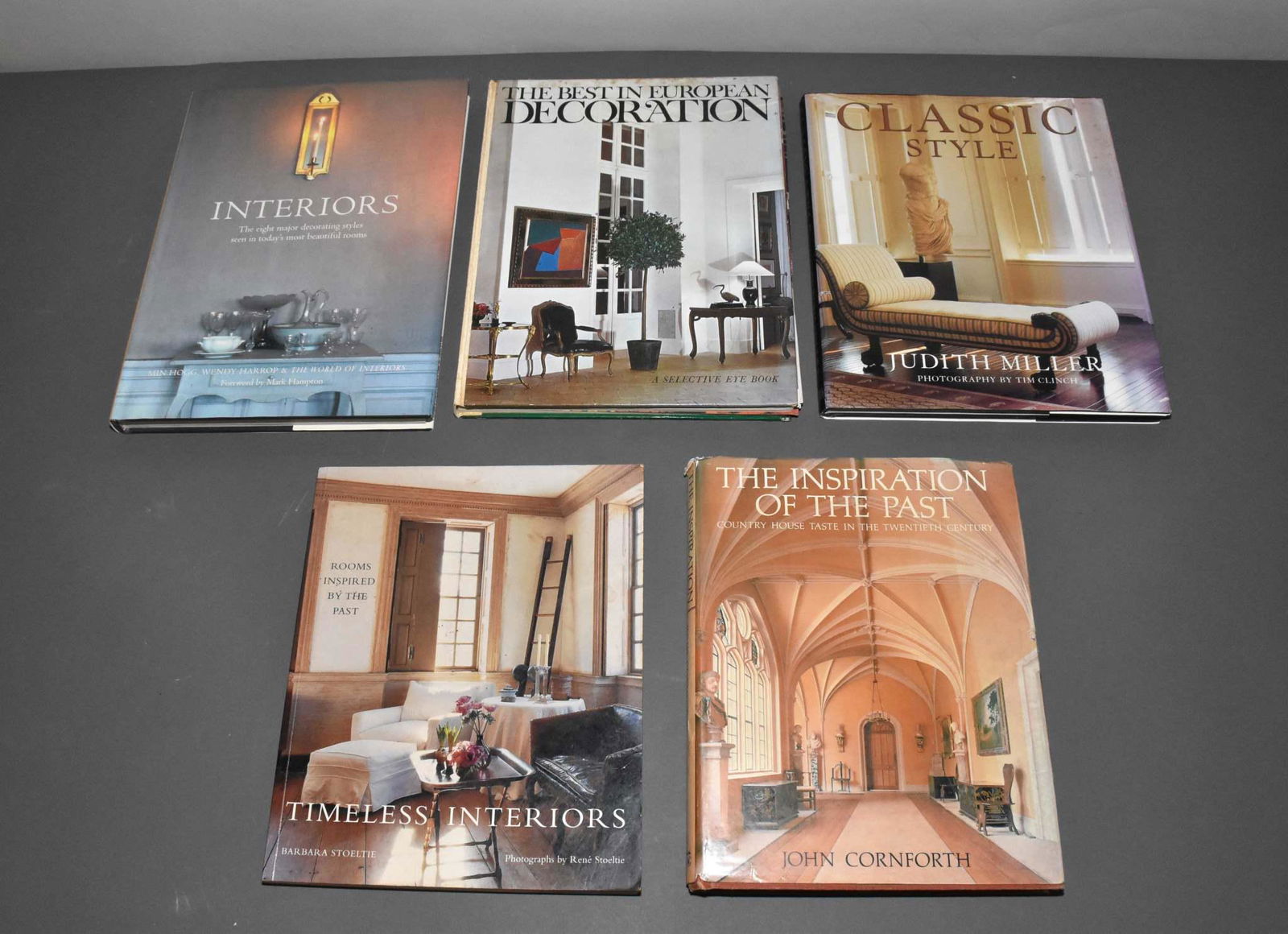 5 VOL. INTERIOR DESIGN AND STYLE. TIMELESS (1 of 15)