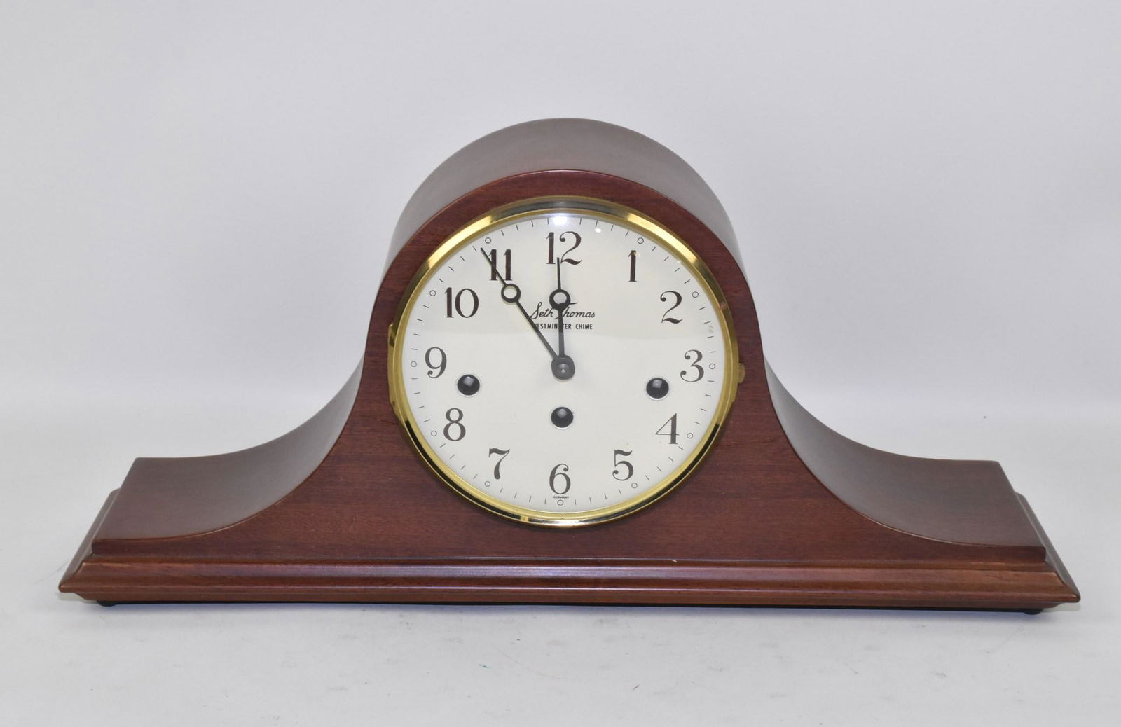 SETH THOMAS CAMELBACK MANTLE CLOCK - Mahogany (1 of 7)