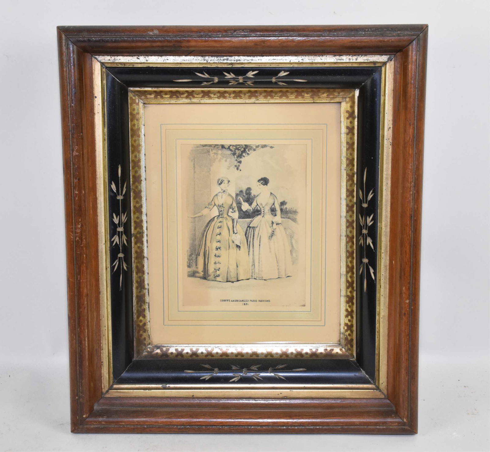 EASTLAKE VICTORIAN WALNUT SHADOW BOX FRAME (1 of 3)