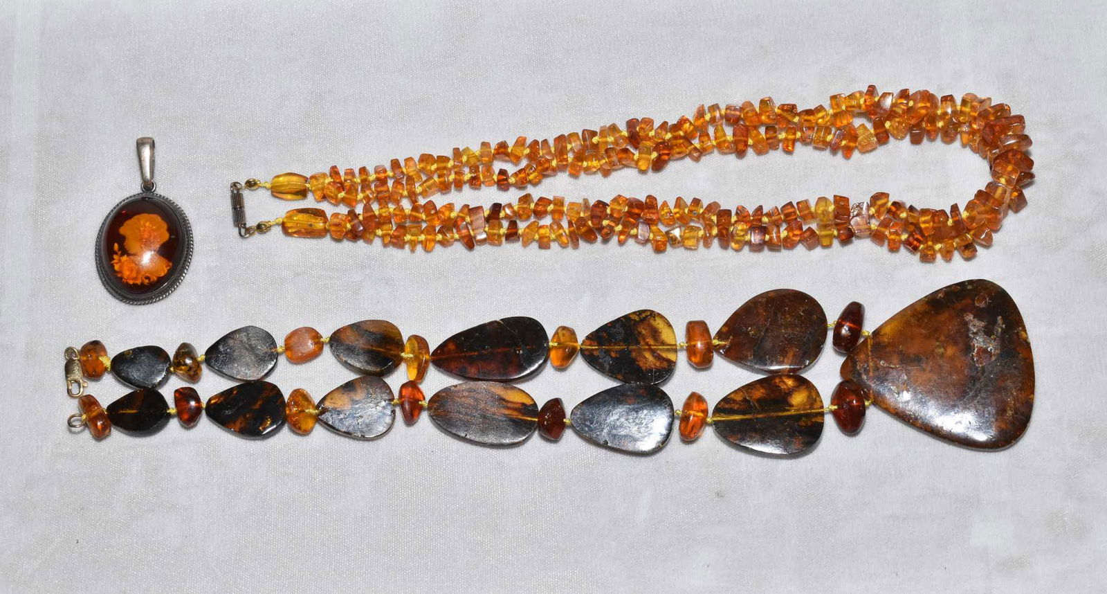 (3) ASSORTED PIECES OF AMBER COSTUME JEWELRY (1 of 5)