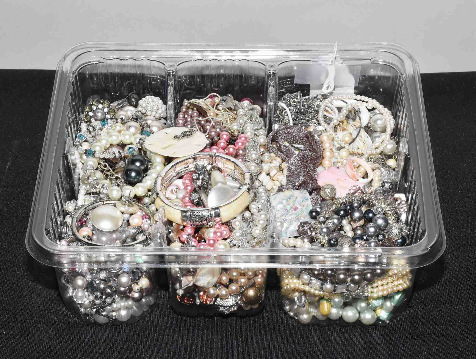 MISCELLANEOUS BIN OF PEARL AND SILVER TONE (1 of 2)