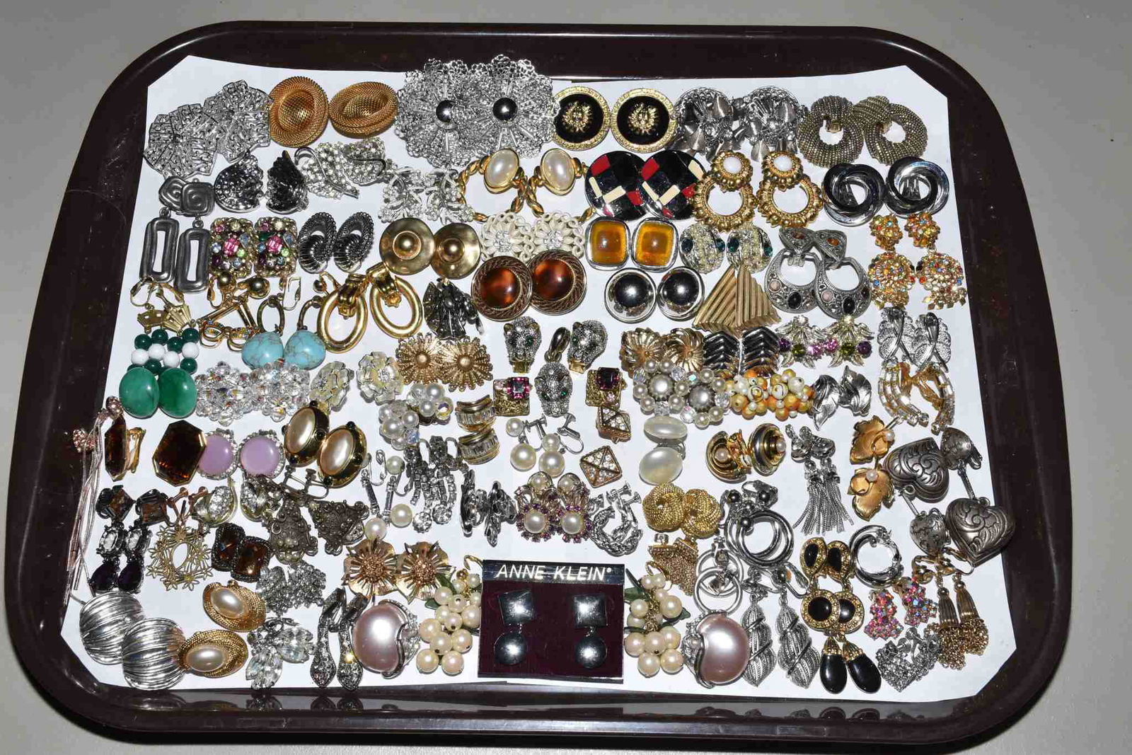 75 MISCELLANEOUS FASHION CLIP EARRINGS, VINTAGE (1 of 5)