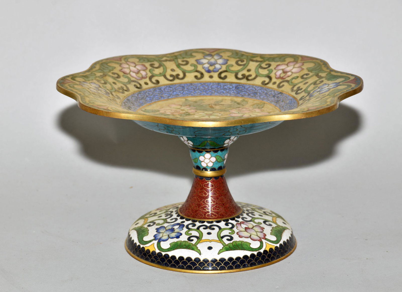 CHINESE CLOISONNE FOOTED TAZZA. 4" h x 7" d. (1 of 4)