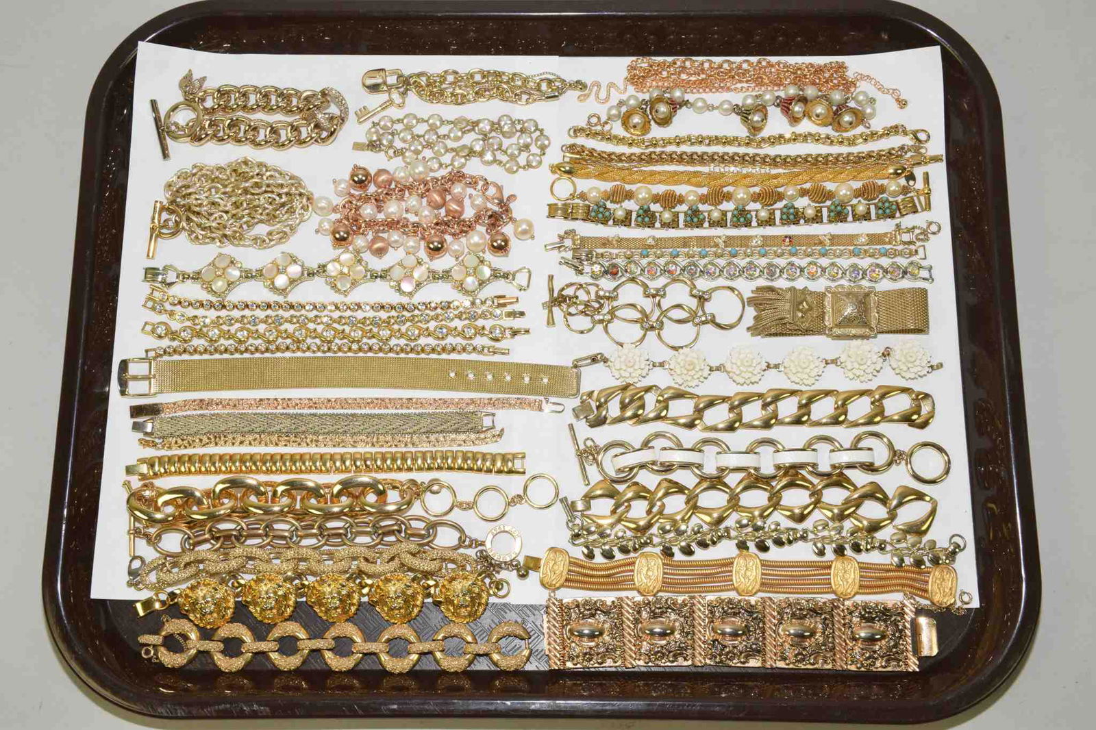 30+ GOLDTONE FASHION BRACELETS (1 of 8)