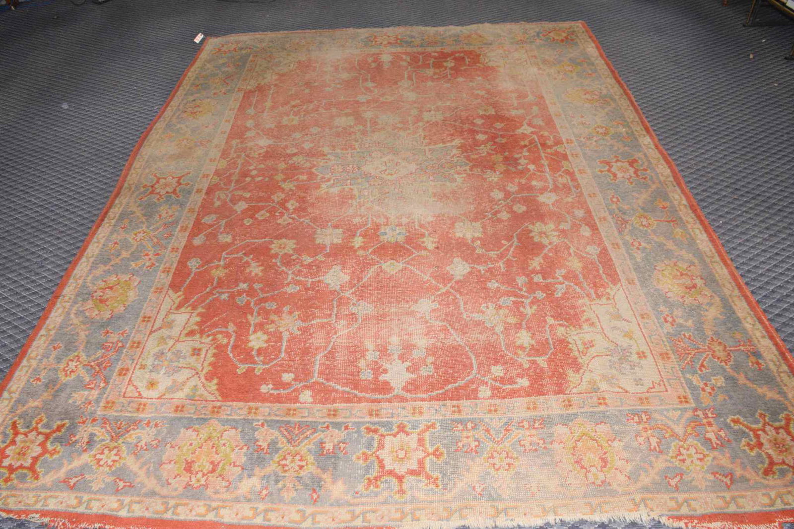 SEMI ANTIQUE OUSHAK TURKISH RUG (1 of 10)