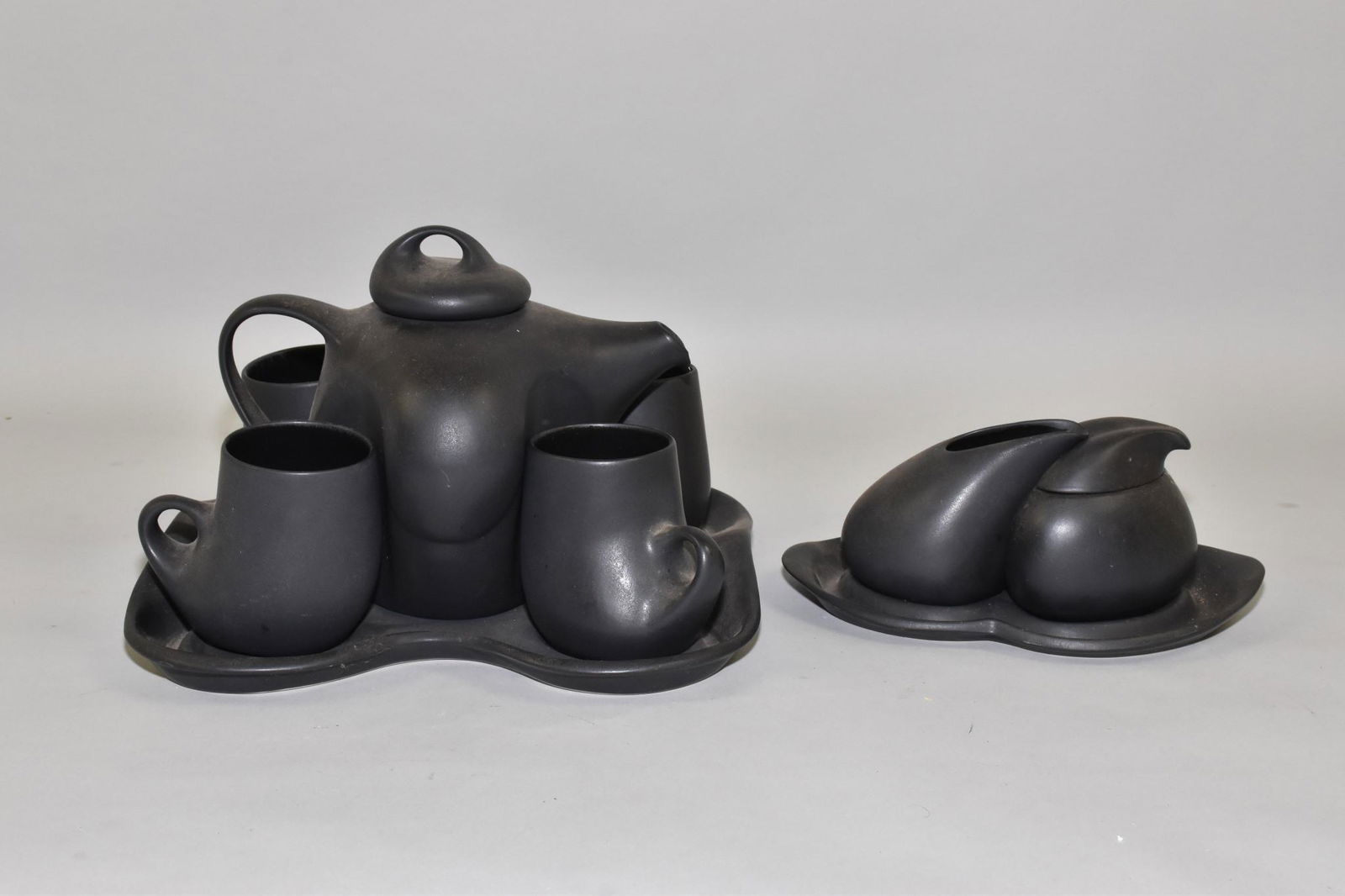 STUDIO POTTERY COFFEE SET (1 of 5)