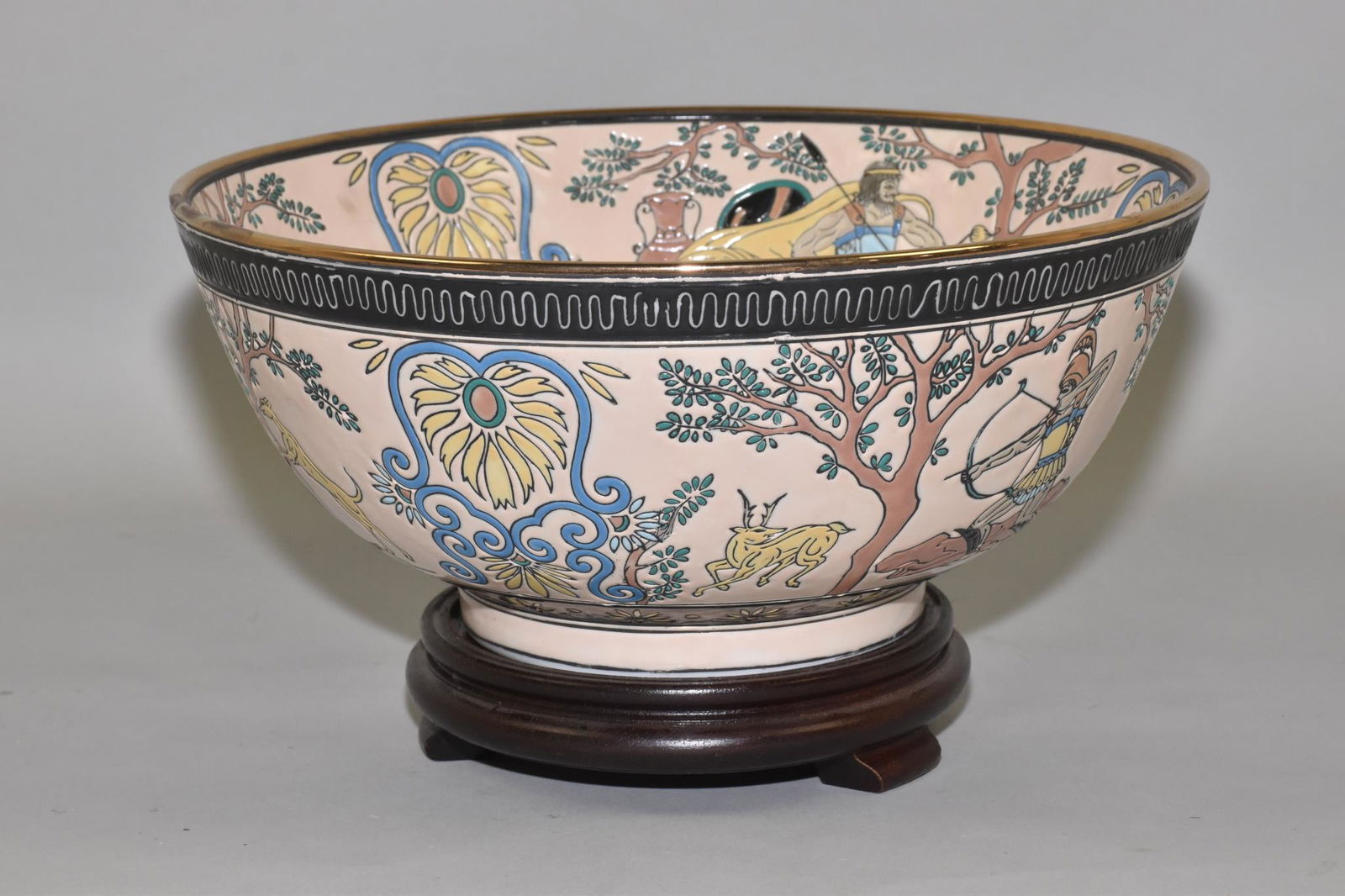 CHINESE PUNCH BOWL - Decorated with shallow (1 of 7)