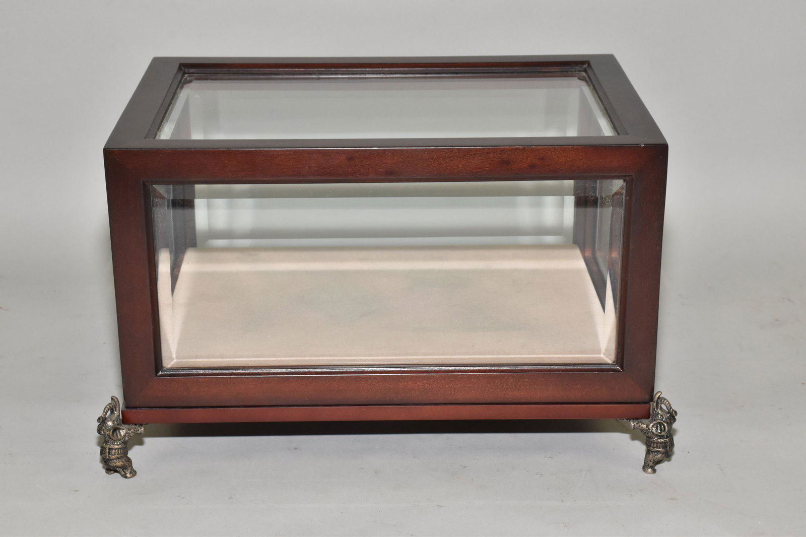 PLATE GLASS DISPLAY CASE - Beveled plate glass (1 of 3)
