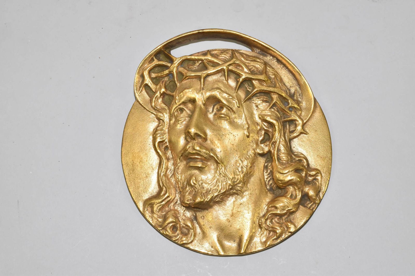 ANTIQUE GOLD GILDED BRONZE PLAQUE OF THE FACE OF (1 of 2)