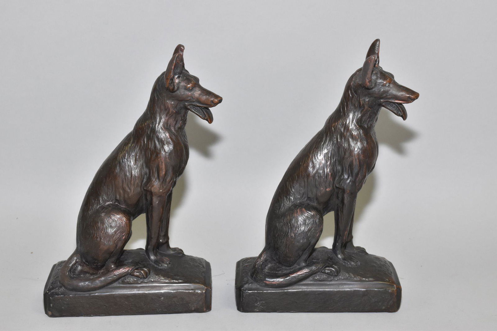 GERMAN SHEPARD SPELTER METAL BOOKENDS: NO. 207 (1 of 6)
