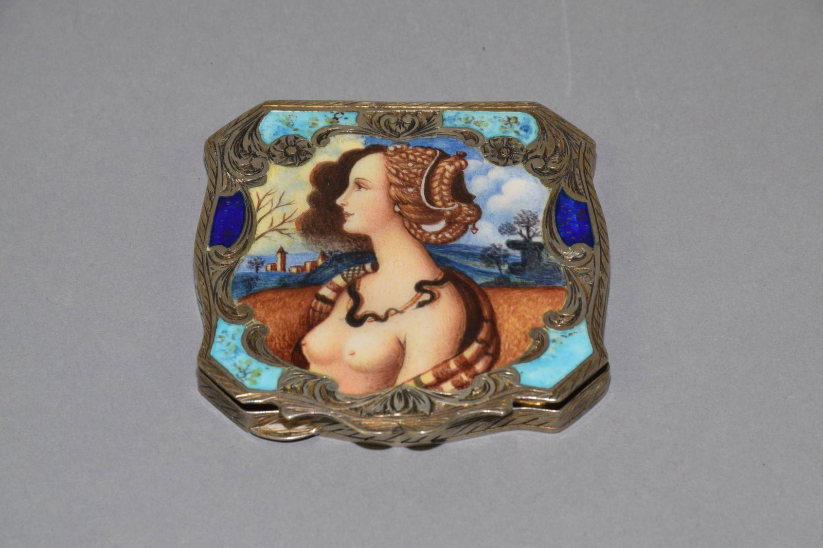 CONTINENTAL 800 SILVER WOMAN'S COMPACT WITH (1 of 7)