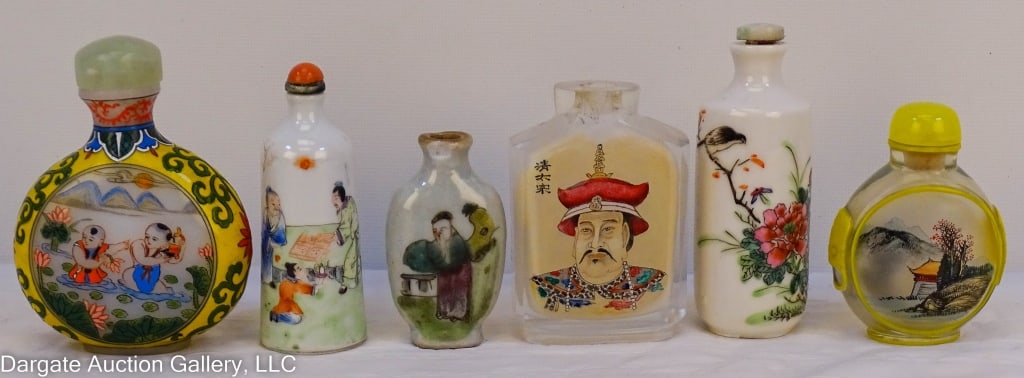 LOT OF 6 ANTIQUE CHINESE SNUFF BOTTLES (1 of 4)