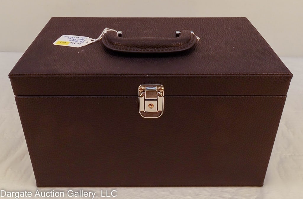 TH BLUME SILVERPLATE TASSILO CHALICE (1 of 11)