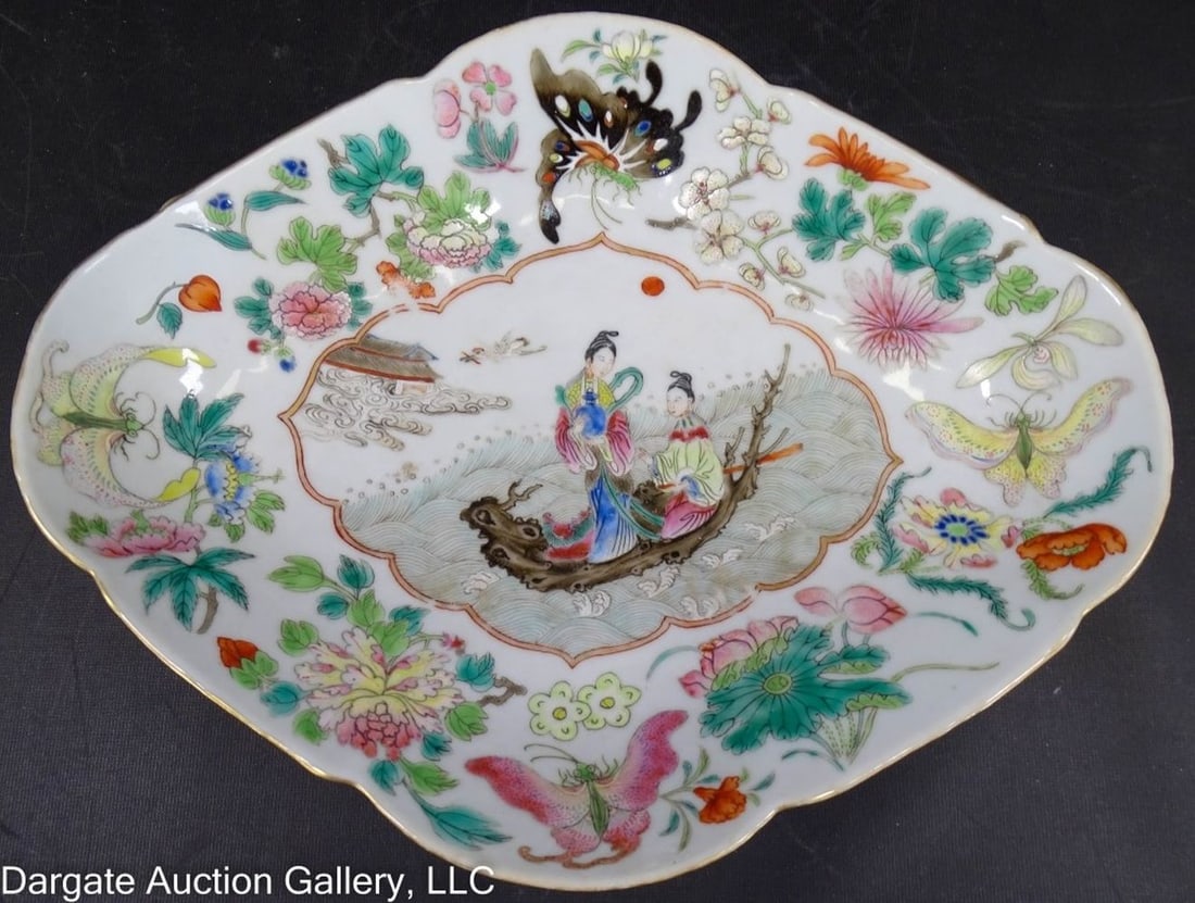 19th C CHINESE PORCELAIN BUTTERFLY FOOTED BOWL: Circa 1830-1850; Chinese Porcelaln Butterfly Footed Bowl - Interior of bowl is decorated with a butterfly and floral design, in the center is a scene with 2 figures in a log/branch rough hewn style bo