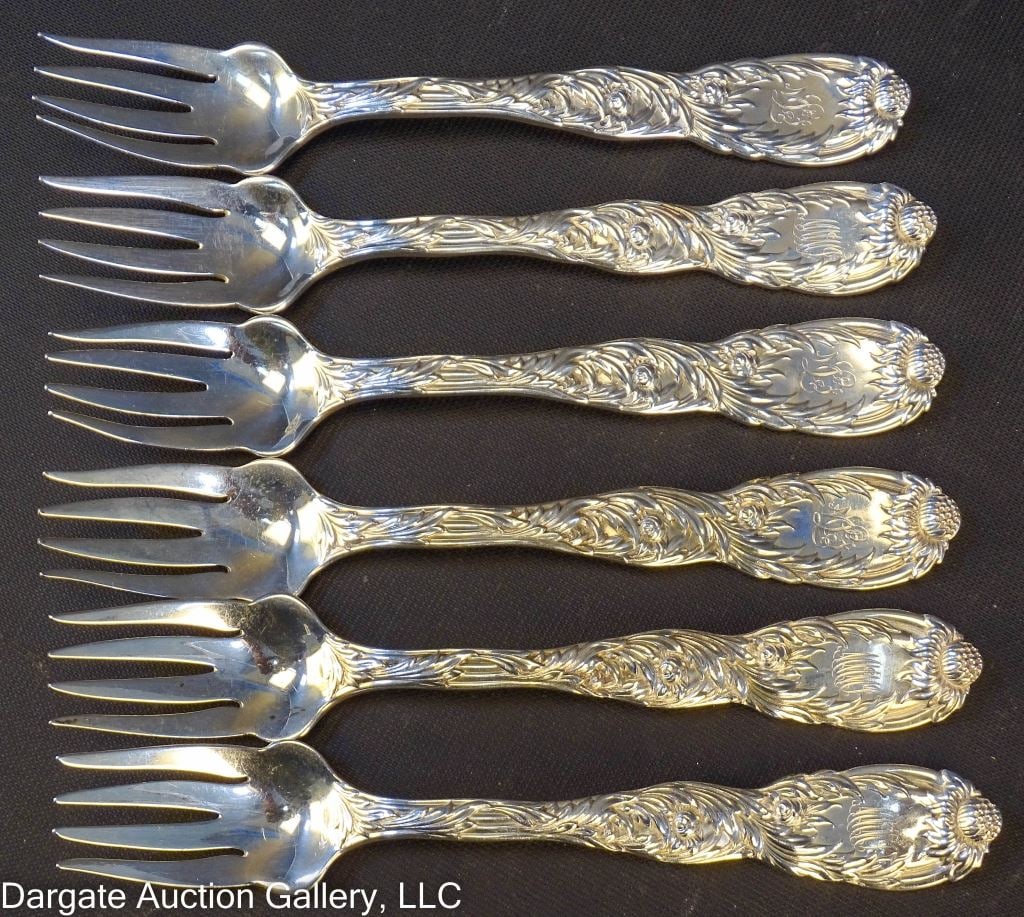 6pc TIFFANY CHRYSANTHEMUM STERLING OLD FISH FORK (1 of 4)