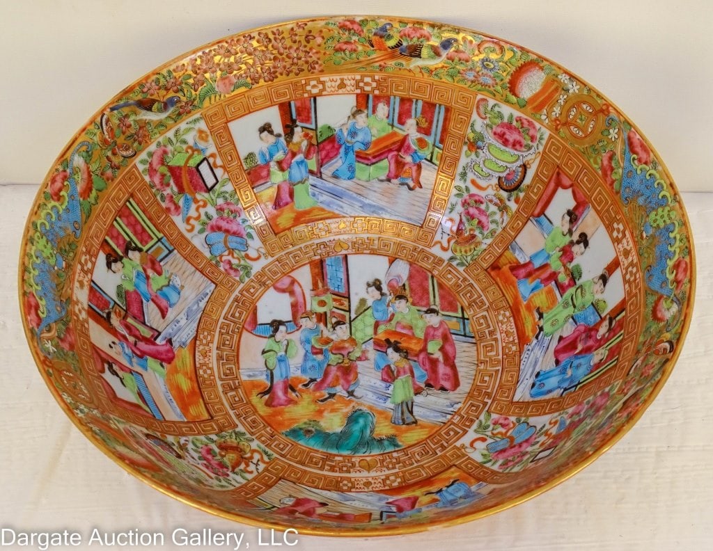 19th C CHINESE ROSE MANDARIN PORCELAIN BOWL (1 of 4)