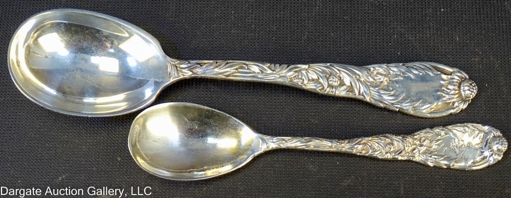 2pc TIFFANY CHRYSANTHEMUM STERLING EGG & SUGAR (1 of 4)