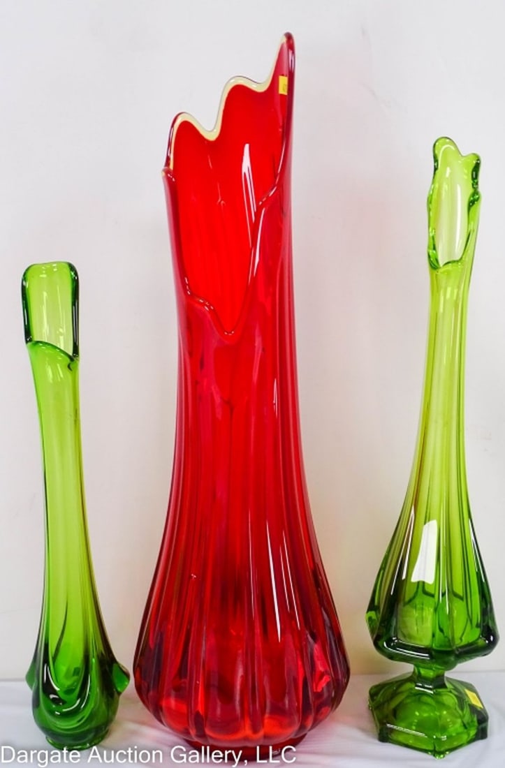 3 VINTAGE MCM ART GLASS LE SMITH SWUNG VASES (1 of 6)
