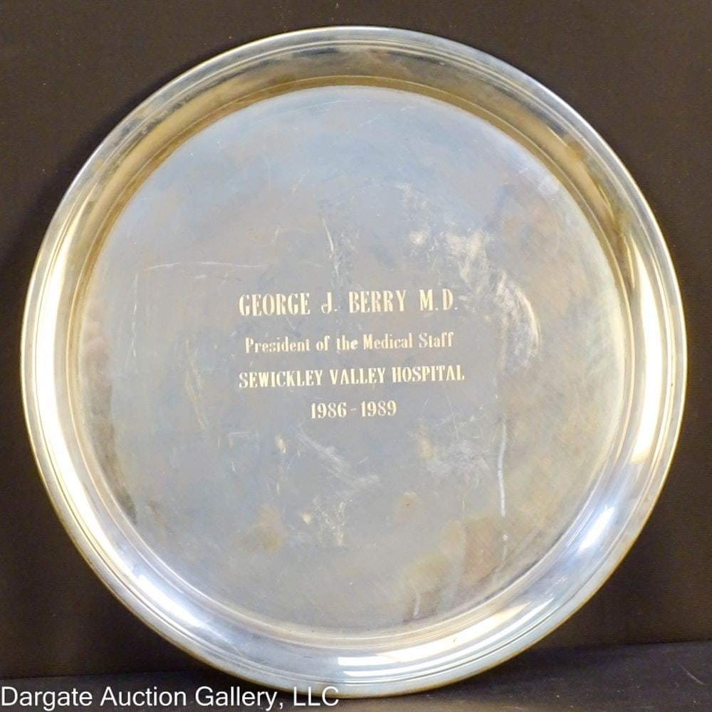 LUNT STERLING # 43 ROUND SILVER TRAY (1 of 4)