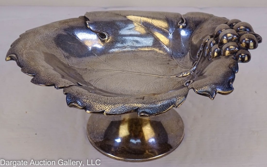WATSON CO STERLING GRAPE LEAF DISH (1 of 4)
