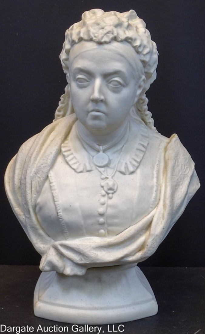 19th C COPELAND PARIAN WARE QUEEN VICTORIA BUST (1 of 9)