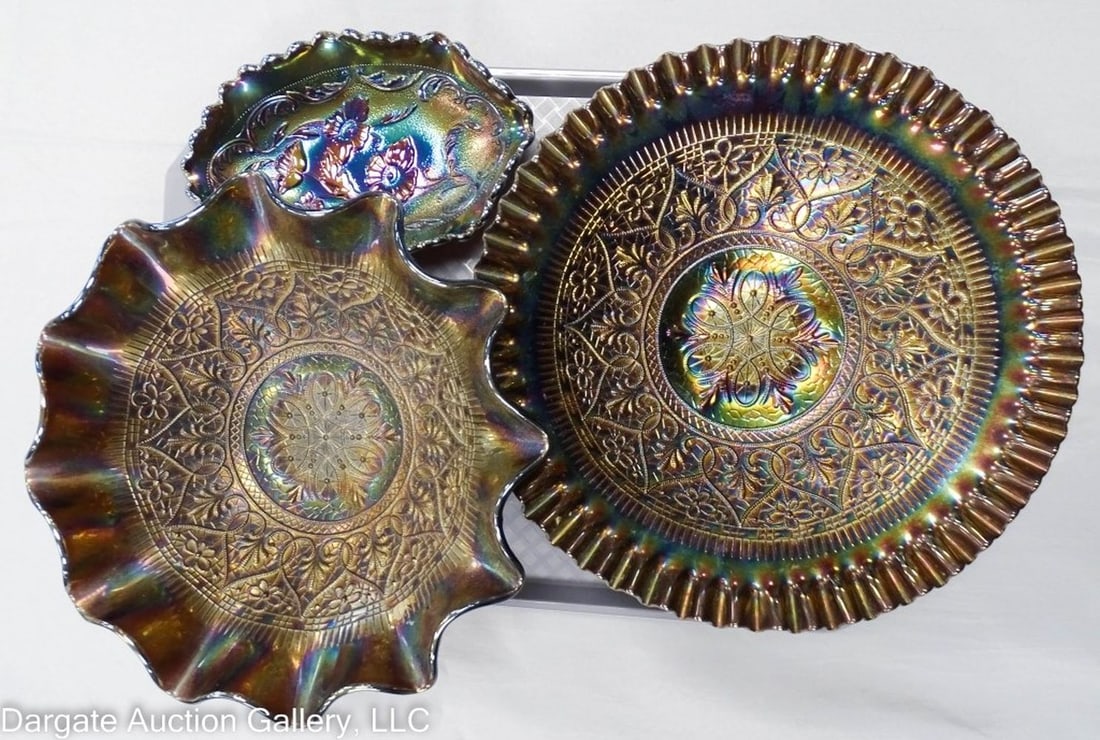 3pcs FENTON AMETHYST CARNIVAL GLASS: 3pcs Fenton Amethyst Carnival Glass- Poppy Dish 2'H x 7.5"W x 5.25"D- Hearts & Flowers Rippled Bowl 3"H x 11" diameter- Hearts & flowers ruffled Bowl 4.5"H x 10" diameter