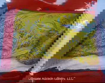 SALVATORE FERRAGAMO SILK SHAWL SCARF 140cm