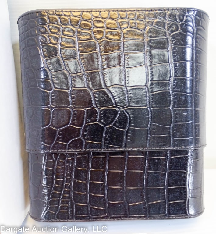 ATOLL BLACK LEATHER CROCO BLACK CIGAR HUMIDOR (1 of 3)