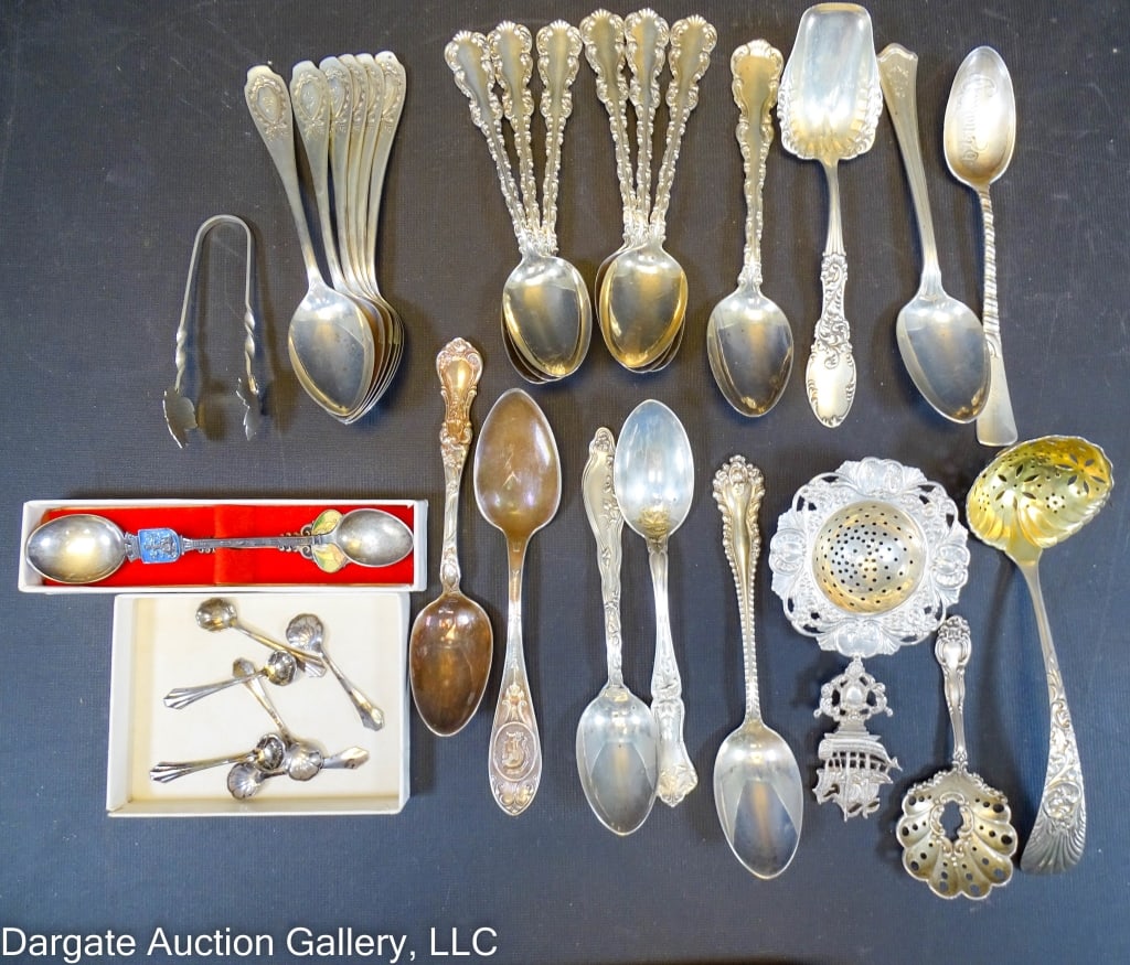30+ pcs ASSORTED STERLING FLATWARE (1 of 4)