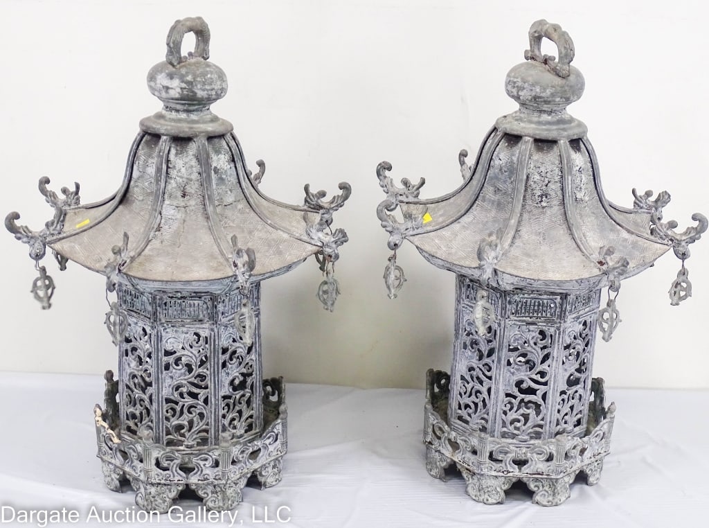ANTIQUE LEAD JANANESE LANTERNS (1 of 7)