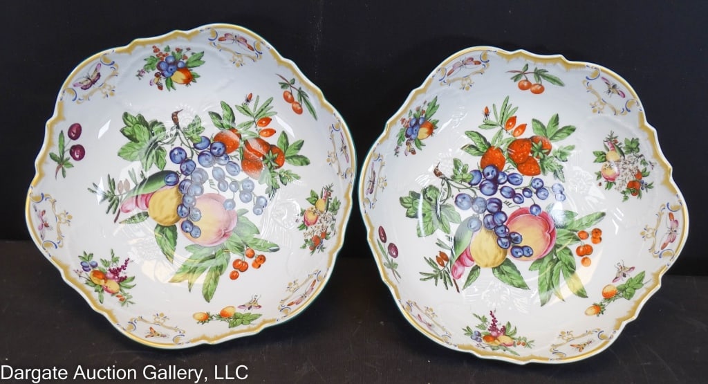 2 MOTTAHEDEH DUKE OF GLOUCESTER 10" SERVING BOWLS: Mottahedeh Williamsburg Restoration Collection - Duke of Glouster original pattern 1770