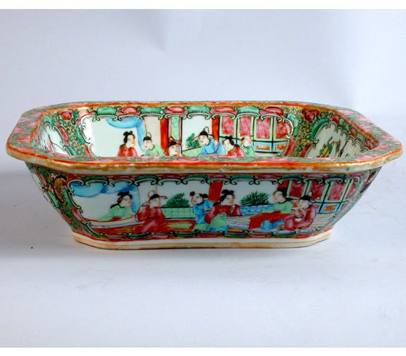 ROSE MEDALLION OPEN DISH. N/R. Rose Med - 2