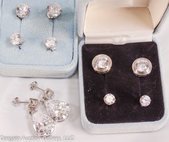 5 STERLING SILVER CZ PIERCED EARRINGS
