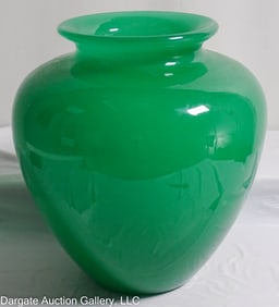 STEUBEN FREDERICK CARDER JADE GREEN VASE