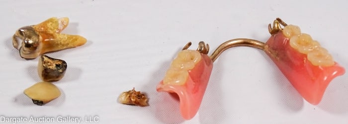 ASSORTED DENTAL GOLD